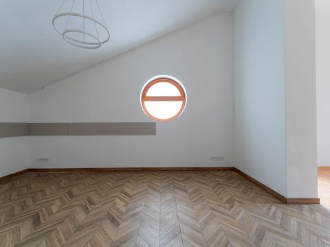 коммерческая по адресу Редутная ул., 10