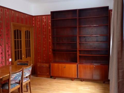 квартира за адресою Білоруська вул., 1