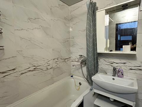 квартира по адресу Космонавтів ул., 38/17