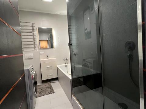 квартира за адресою Регенераторна вул., 4 к1