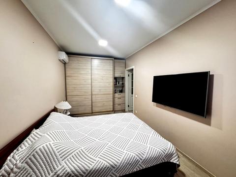 квартира по адресу Володимирська ул., 1