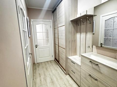 квартира по адресу Володимирська ул., 1