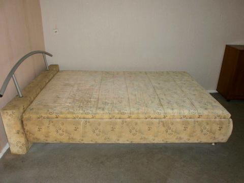 квартира за адресою Олександра Довженка вул., 12