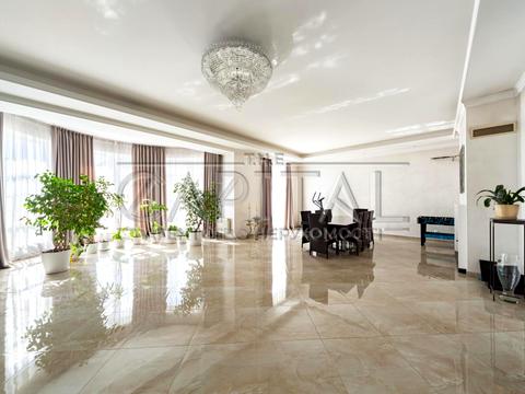 будинок за адресою Крюківщина, 1