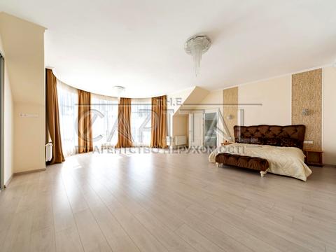 будинок за адресою Крюківщина, 1