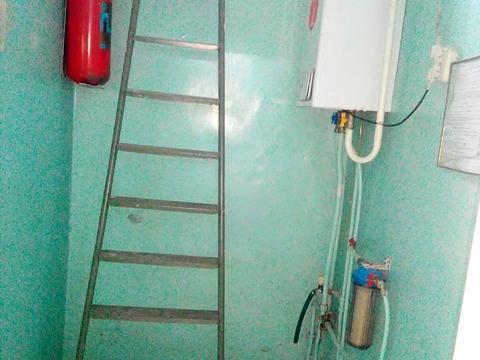 комерційна за адресою Володимира Ложешнікова вул., 16