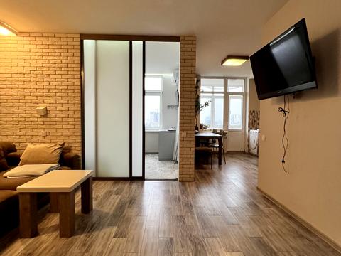 квартира за адресою Авіаконструктора Ігоря Сікорського вул. (Танкова), 4-Б