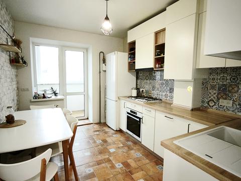 квартира по адресу Леси Украинки бульв., 8