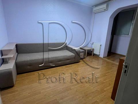 квартира по адресу Драгоманова ул., 13/10