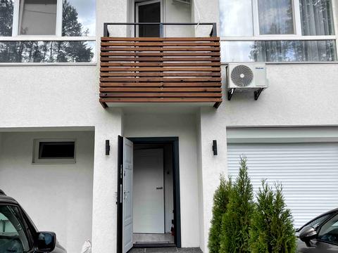 будинок за адресою Лісна вул.