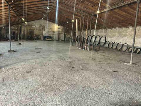 коммерческая по адресу Цветная ул., 1