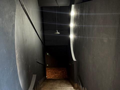 комерційна за адресою Євгена Сверстюка вул. (Марини Раскової), 1б