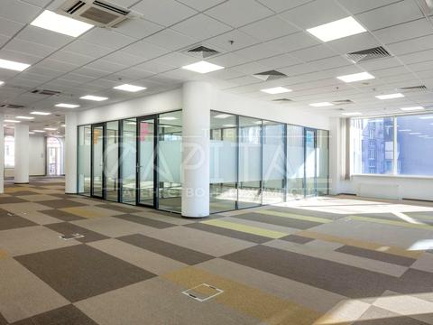 комерційна за адресою Жилянська вул., 75