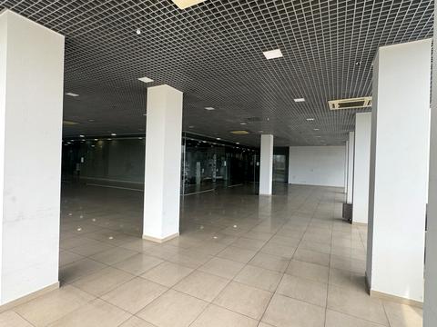 комерційна за адресою Андрія Малишка вул., 3