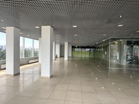 комерційна за адресою Андрія Малишка вул., 3