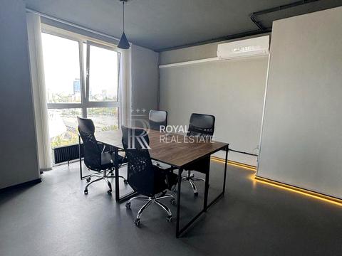 коммерческая по адресу Calle Dilova ул. (Димитрова), 2-Б