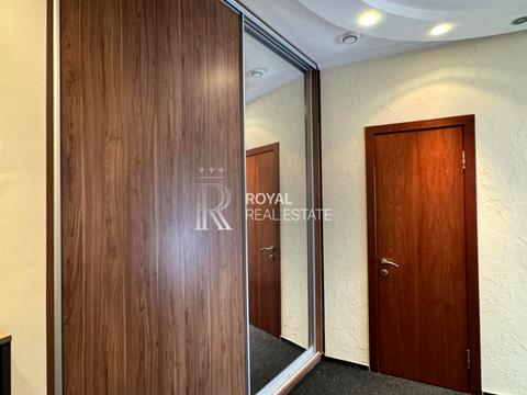 коммерческая по адресу Князей Острожских ул. (Московська), 46