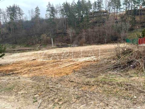 ділянка за адресою Стежки вул.