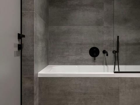 квартира по адресу Салютная ул., 2к24