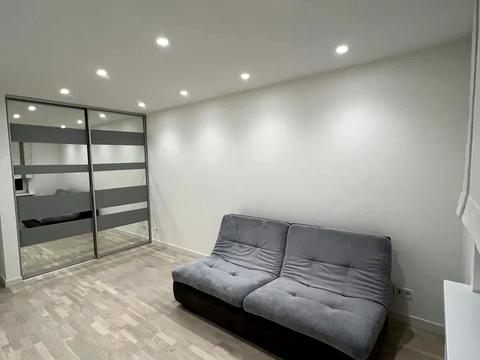 квартира за адресою Дмитрівська вул., 75