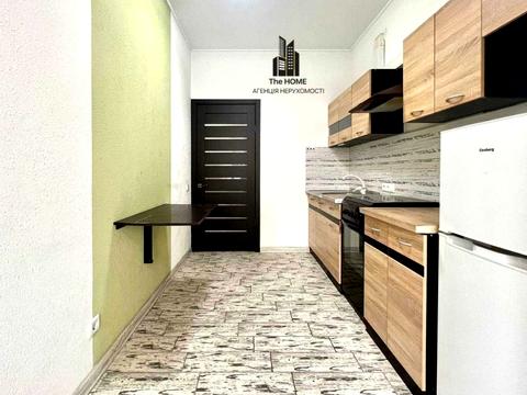 квартира за адресою Андрія Малишка вул. (Льва Толстого), 81