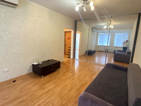 квартира за адресою Євгена Чикаленка вул., 59