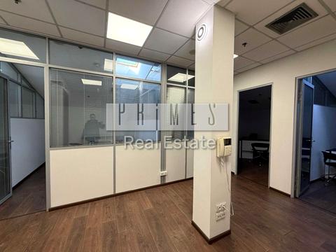 комерційна за адресою Басейна вул., 5-Б