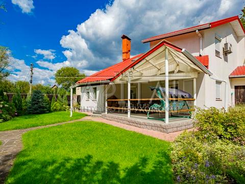 будинок за адресою Лугова вул.