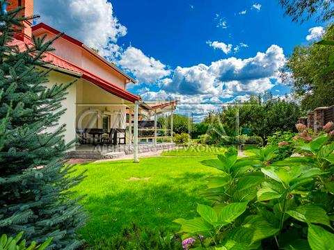 будинок за адресою Лугова вул.