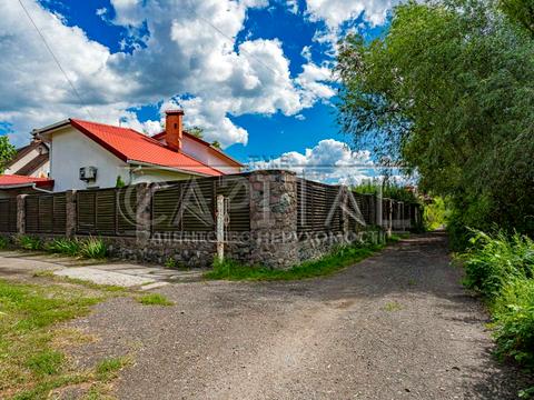 будинок за адресою Лугова вул.