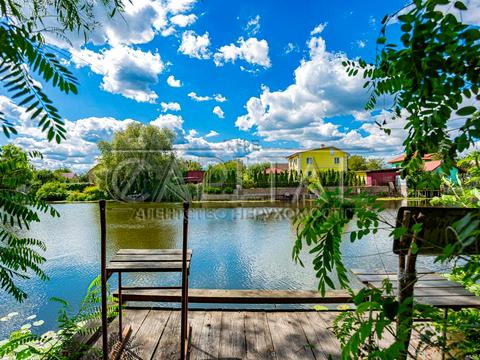 будинок за адресою Лугова вул.