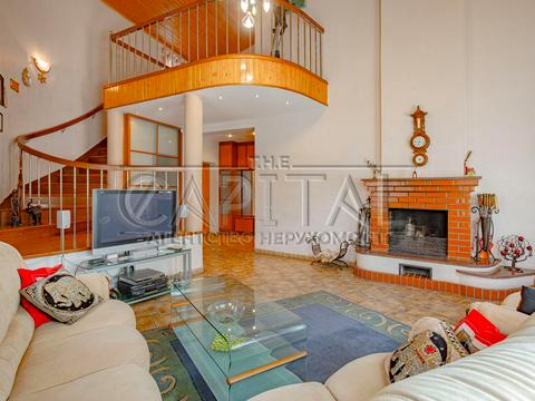 будинок за адресою Лугова вул.