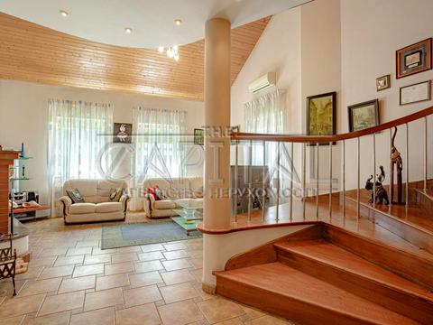 будинок за адресою Лугова вул.