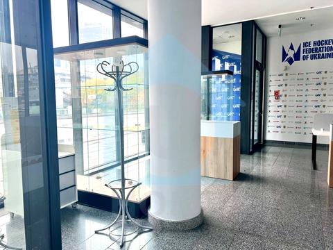 комерційна за адресою Велика Васильківська вул. (Червоноармійська), 55