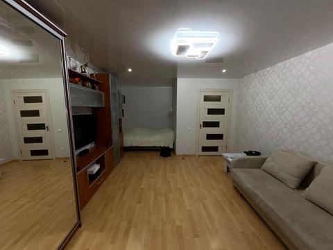 квартира за адресою Івана Миколайчука вул., 38