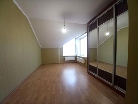 будинок за адресою Академічна