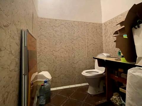 комерційна за адресою Йорданська вул. (Лайоша Гавро), 6