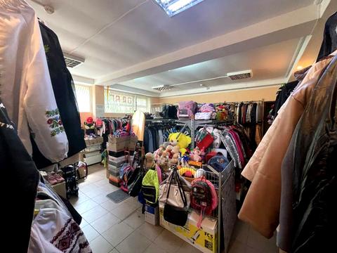 комерційна за адресою Йорданська вул. (Лайоша Гавро), 6