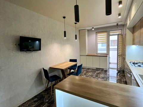 квартира за адресою Залізнична вул., 11