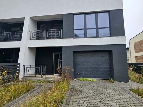 будинок за адресою Весняна вул.