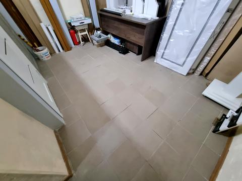 комерційна за адресою Харківське шосе, 190