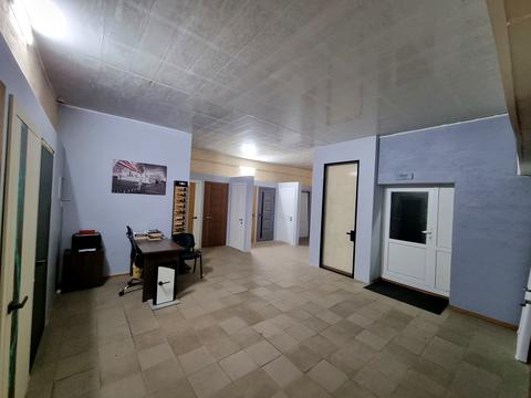 комерційна за адресою Харківське шосе, 190