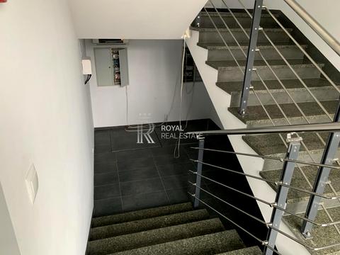 комерційна за адресою Валерія Лобановського просп. (Червонозоряний), 119