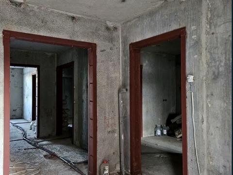 комерційна за адресою Балтійський пров., 5