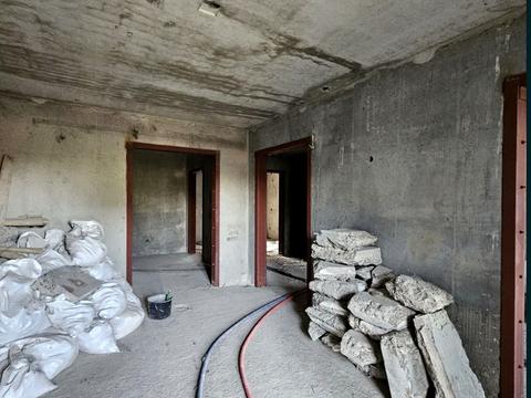 комерційна за адресою Балтійський пров., 5