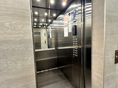 квартира по адресу Calle Dilova ул. (Димитрова), 1/2