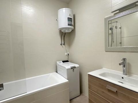 квартира по адресу Calle Dilova ул. (Димитрова), 1/2