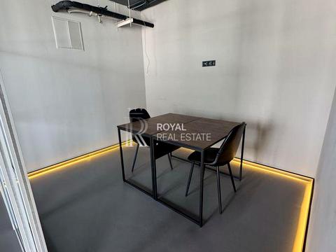 комерційна за адресою Ділова вул. (Димитрова), 2-Б