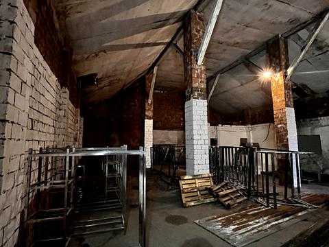 коммерческая по адресу Леоніда Каденюка ул. (Чкалова), 20