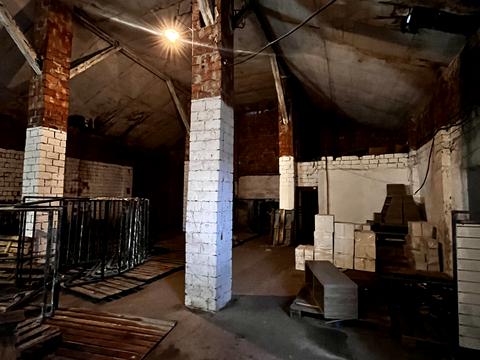 коммерческая по адресу Леоніда Каденюка ул. (Чкалова), 20